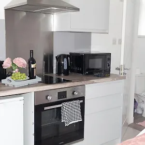  Apartment Vion - King Suites