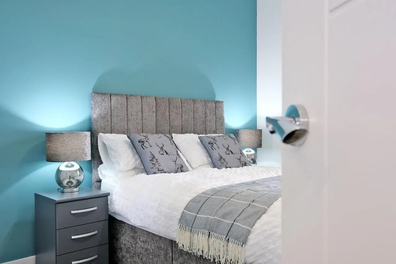 5* Luxury 1 Bedroom Apartment In City Centre location